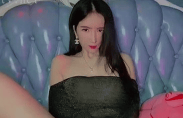 小骚逼风情万种 191v118g
